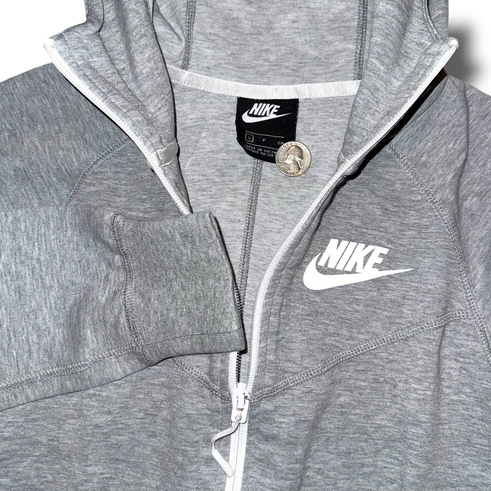NIKE Tech Fleece Hoodie Women Small Sportswear Full Zip Windrunner 930759